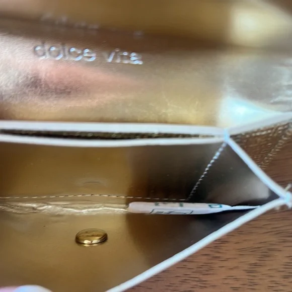 Dolce Vita Gold Wallet - Picture 6 of 6